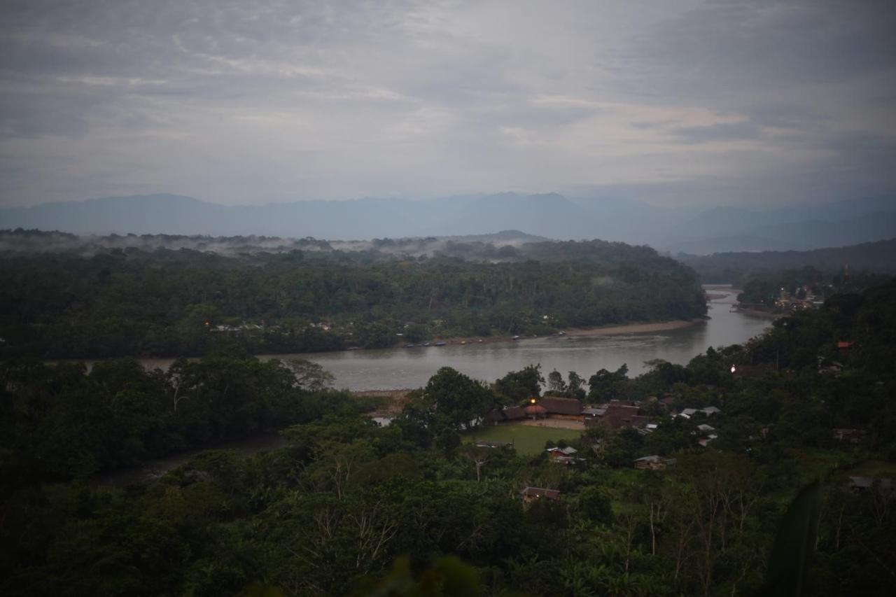 Shipati LodgePuerto Misahuallí エクステリア 写真