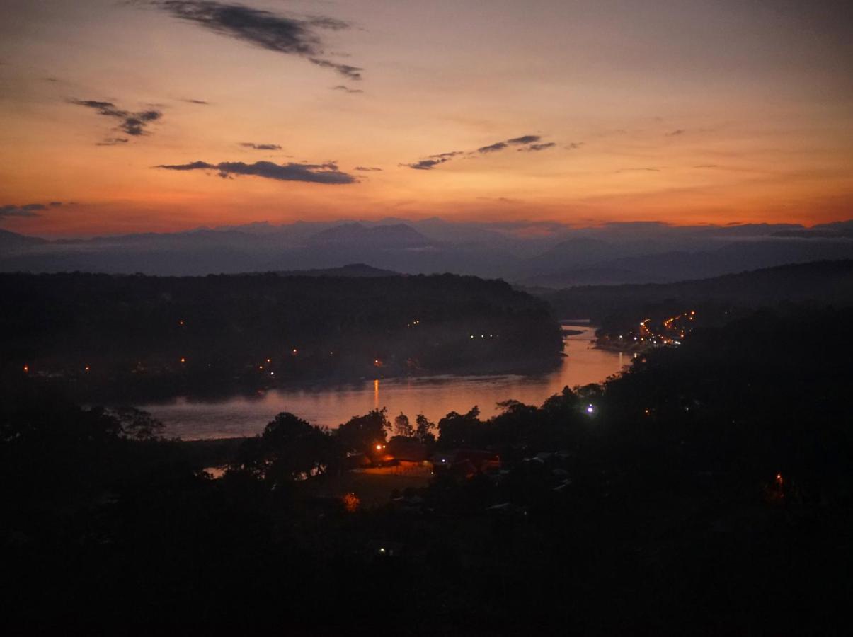 Shipati LodgePuerto Misahuallí エクステリア 写真